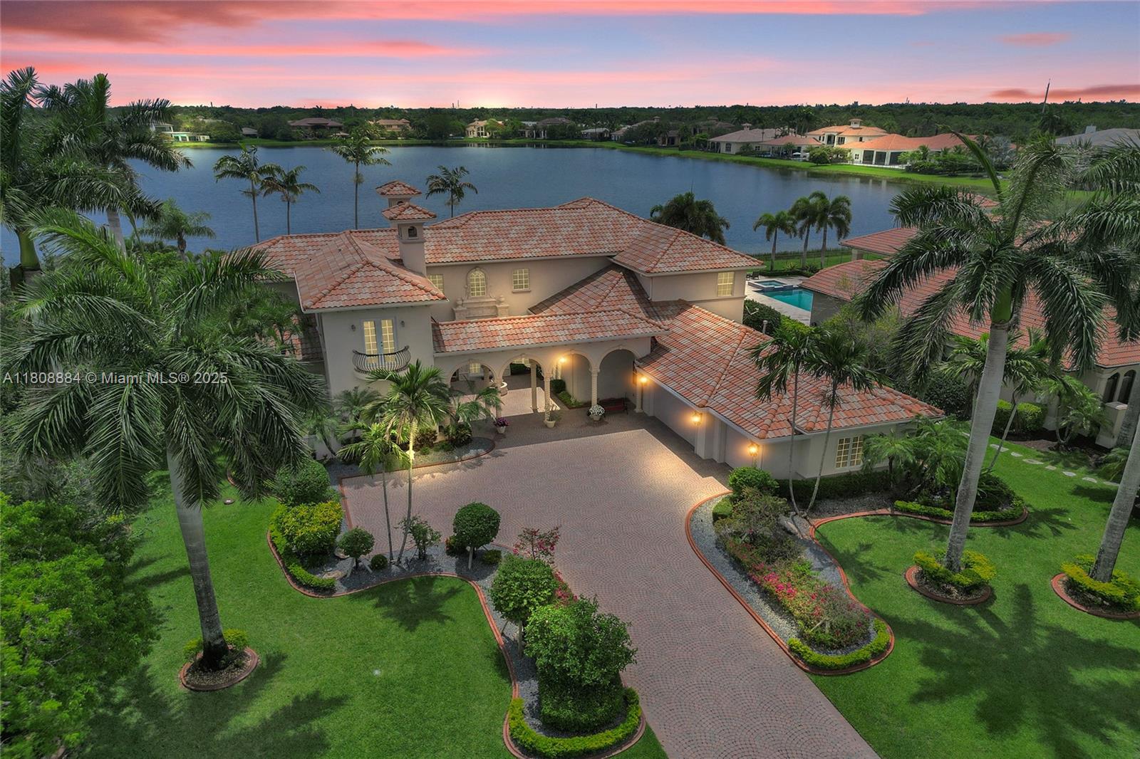 3308 Islewood Ave, Weston, Broward County, Florida - 6 Bedrooms  
8 Bathrooms - 