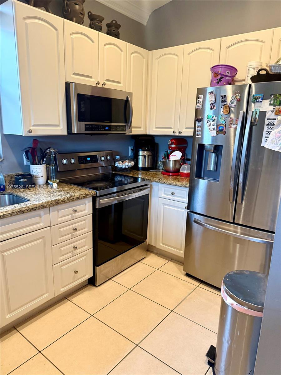 SOMERSET II SOUTH - Residential