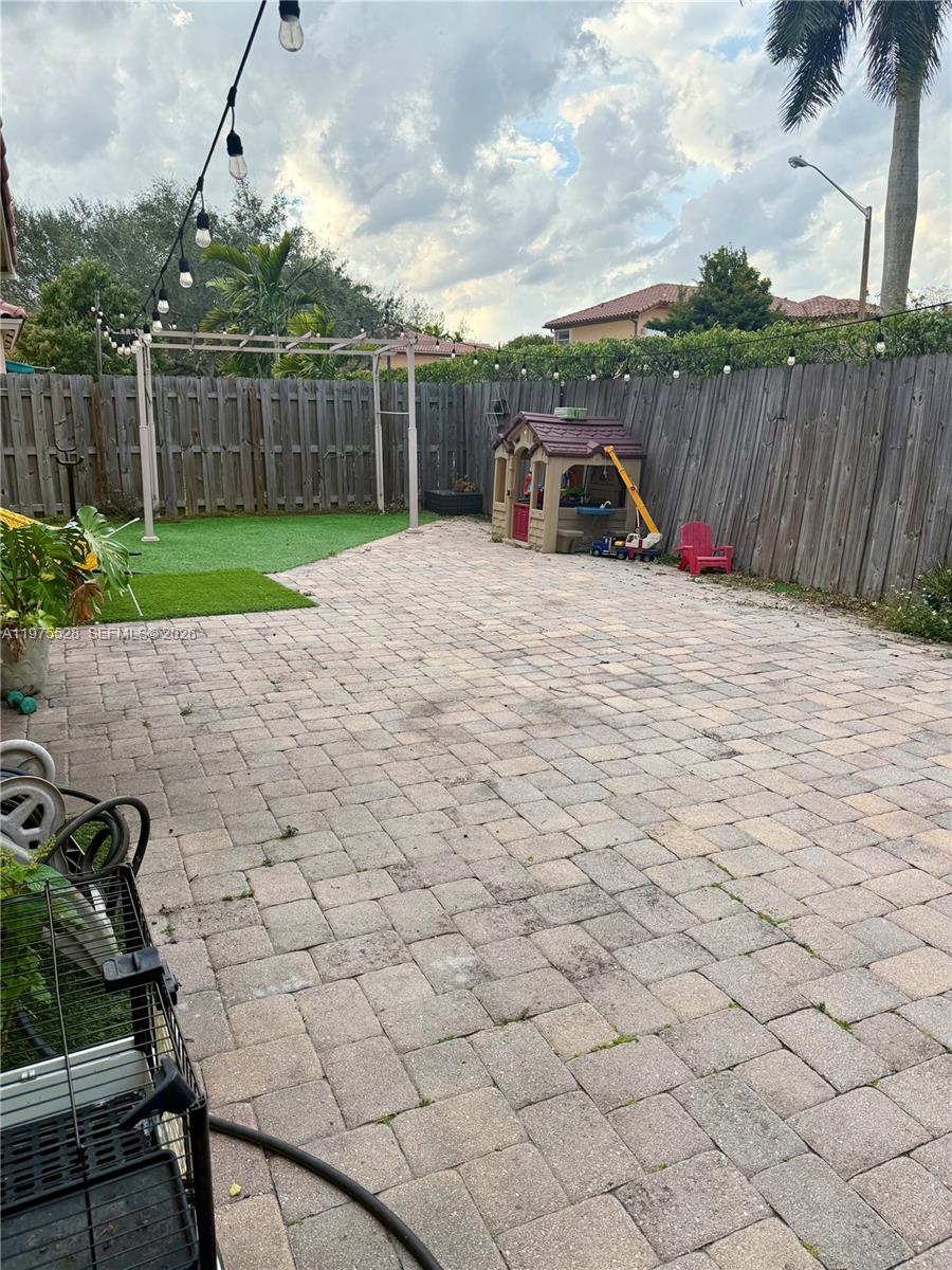 SOMERSET II SOUTH - Residential