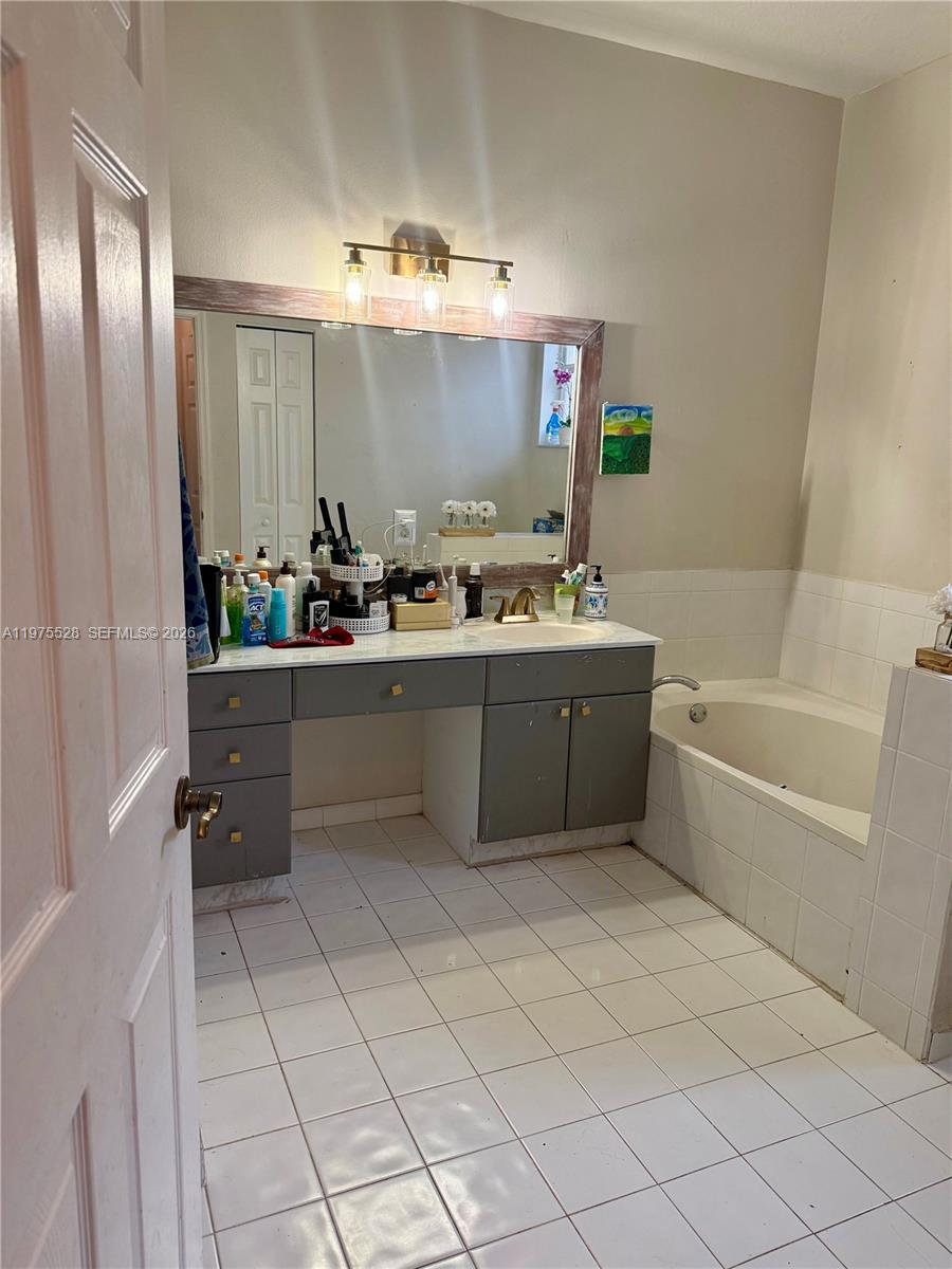 SOMERSET II SOUTH - Residential