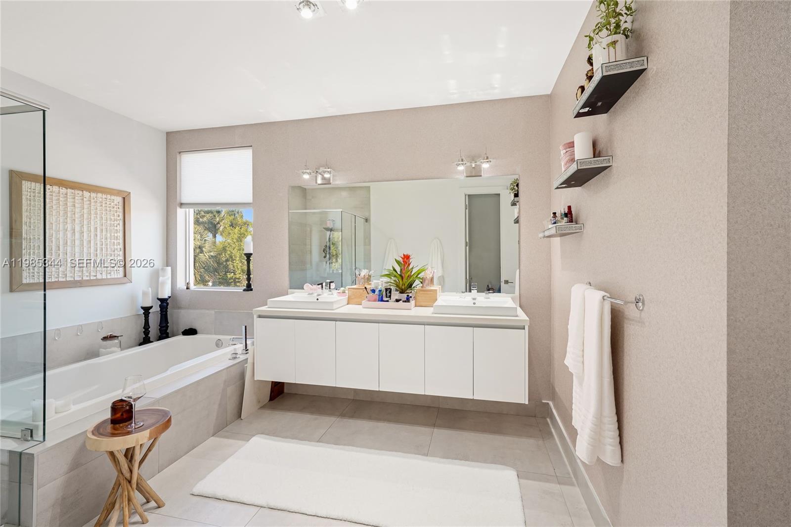 DORAL COMMONS RESIDENTIAL - Residential