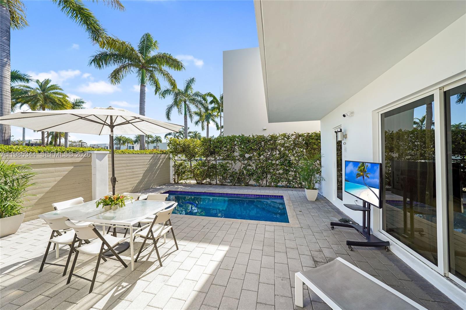 DORAL COMMONS RESIDENTIAL - Residential