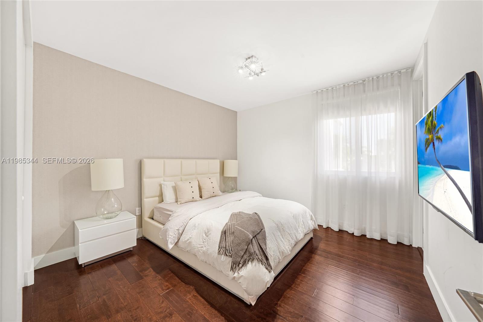 DORAL COMMONS RESIDENTIAL - Residential