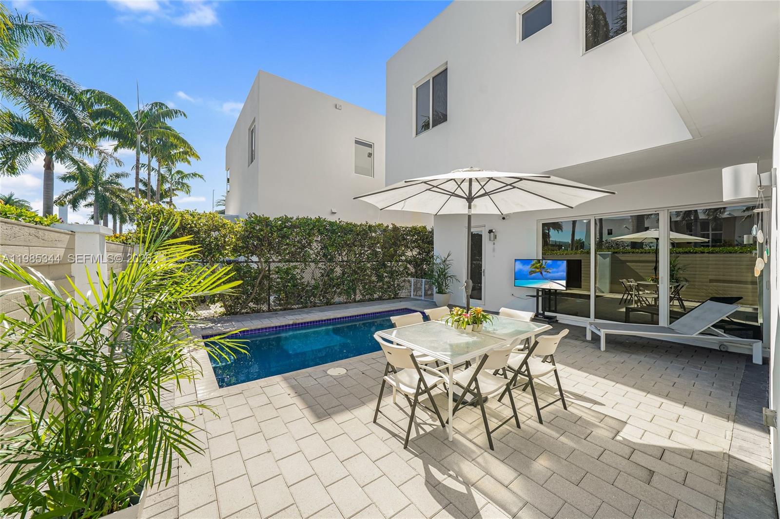 DORAL COMMONS RESIDENTIAL - Residential