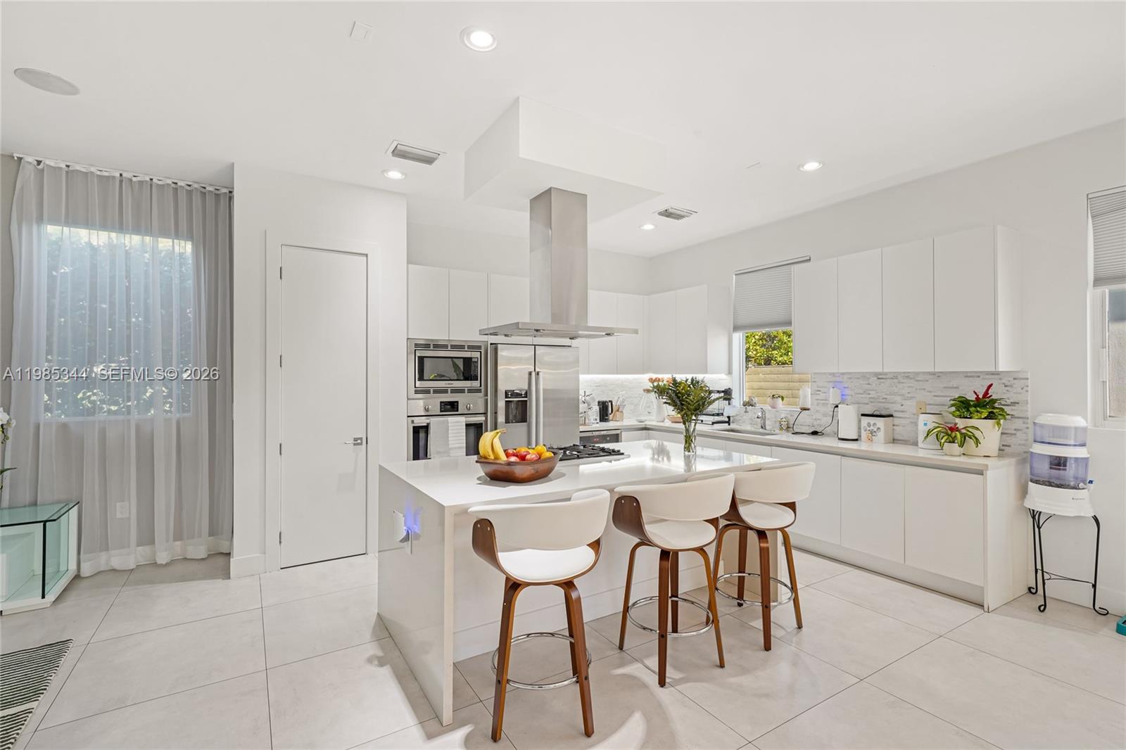 DORAL COMMONS RESIDENTIAL - Residential