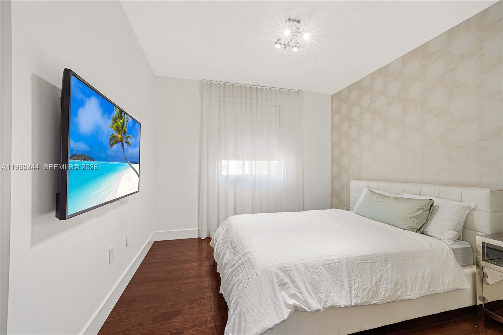 DORAL COMMONS RESIDENTIAL - Residential