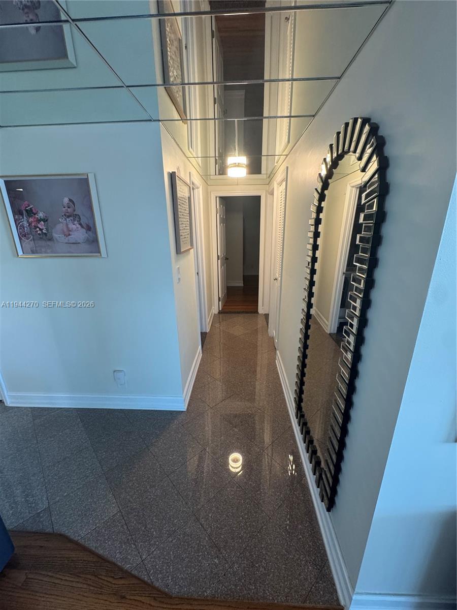 HILLCREST EAST NO 25 COND - Residential