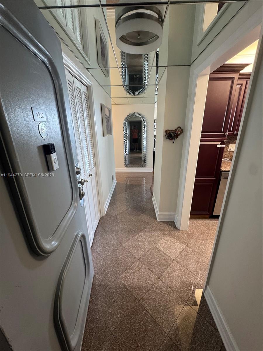 HILLCREST EAST NO 25 COND - Residential