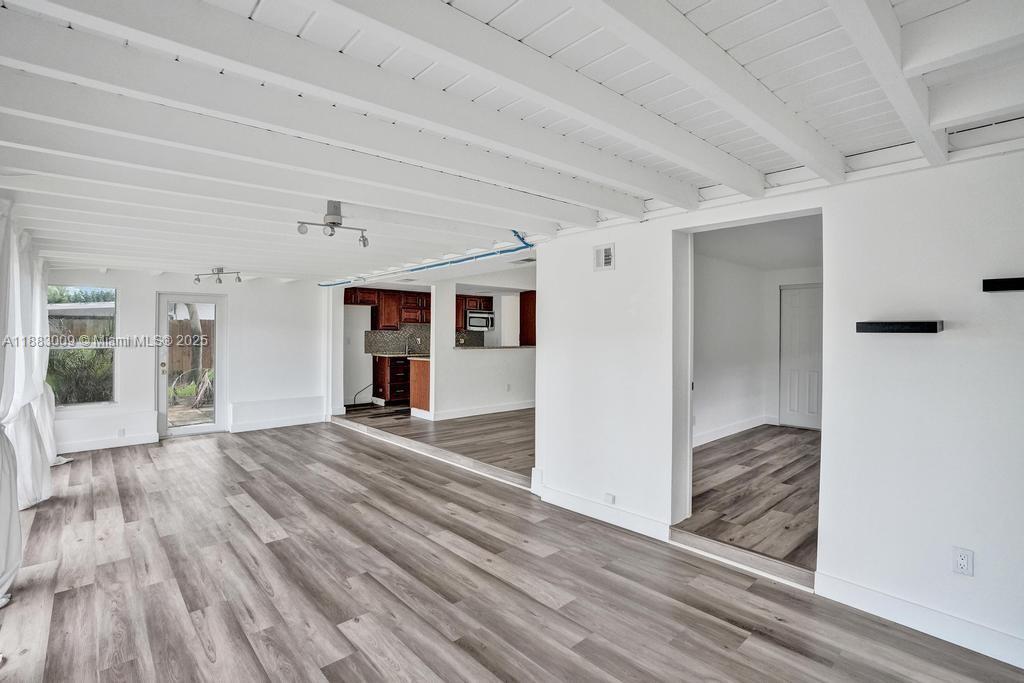 LAUDERDALE ISLES NO 2 - Residential