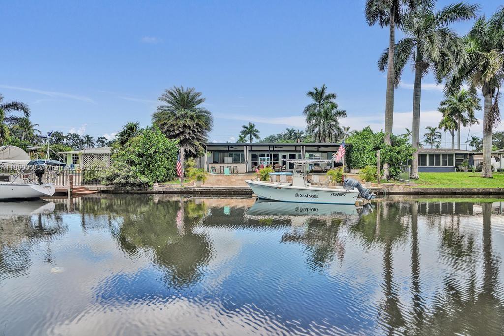 LAUDERDALE ISLES NO 2 - Residential