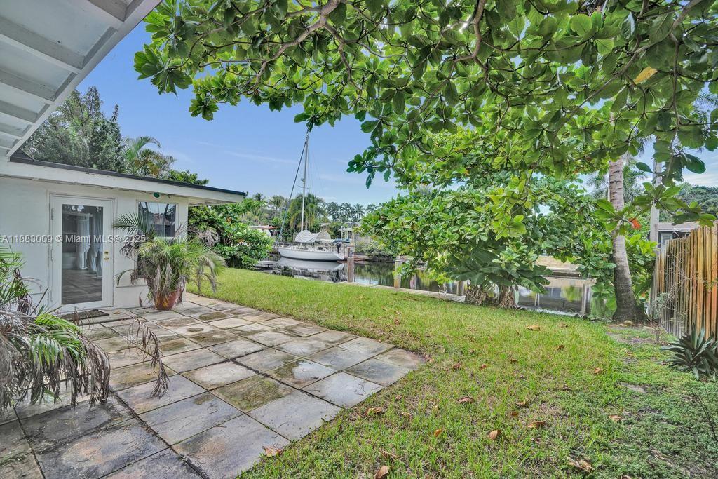 LAUDERDALE ISLES NO 2 - Residential