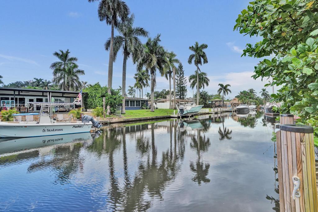 LAUDERDALE ISLES NO 2 - Residential