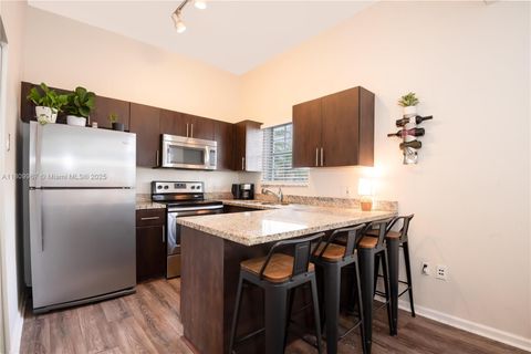 3356 Bird Ave 5 Miami FL 33133
