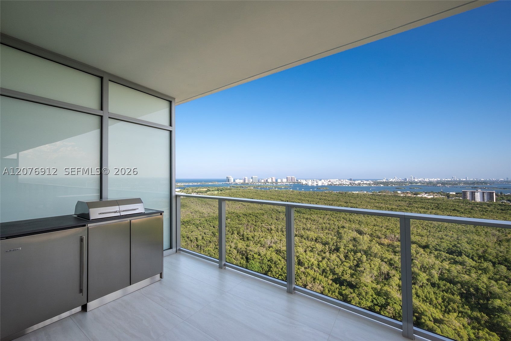2411 Laguna Circle 2402
