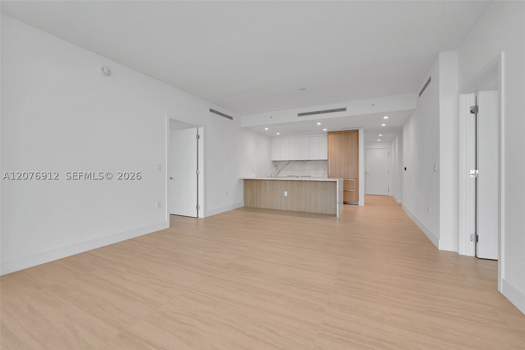 2411 Laguna Circle 2402