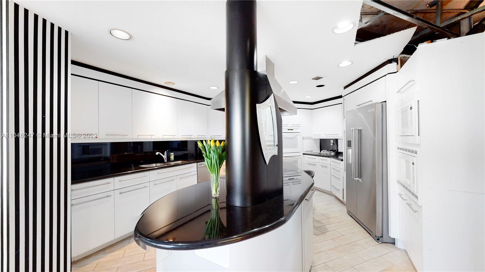 PALM BAY TOWERS CONDO - Residential