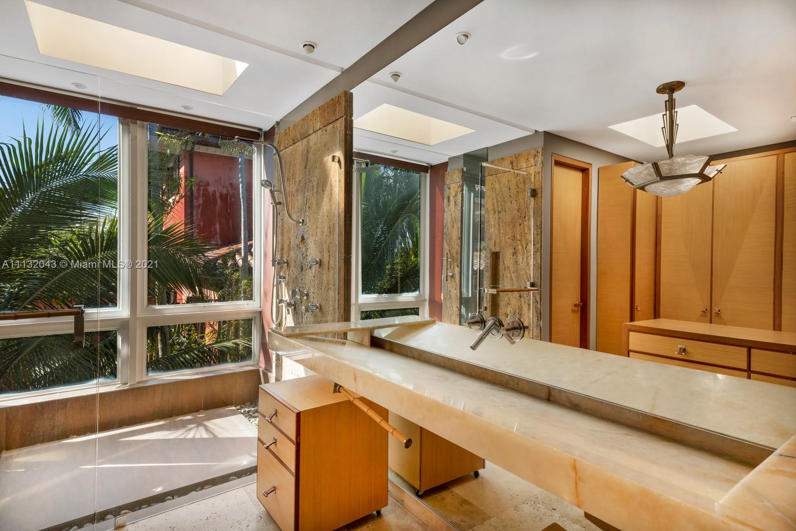 TROPICAL ISLE HOMES SUB 4 - Residential