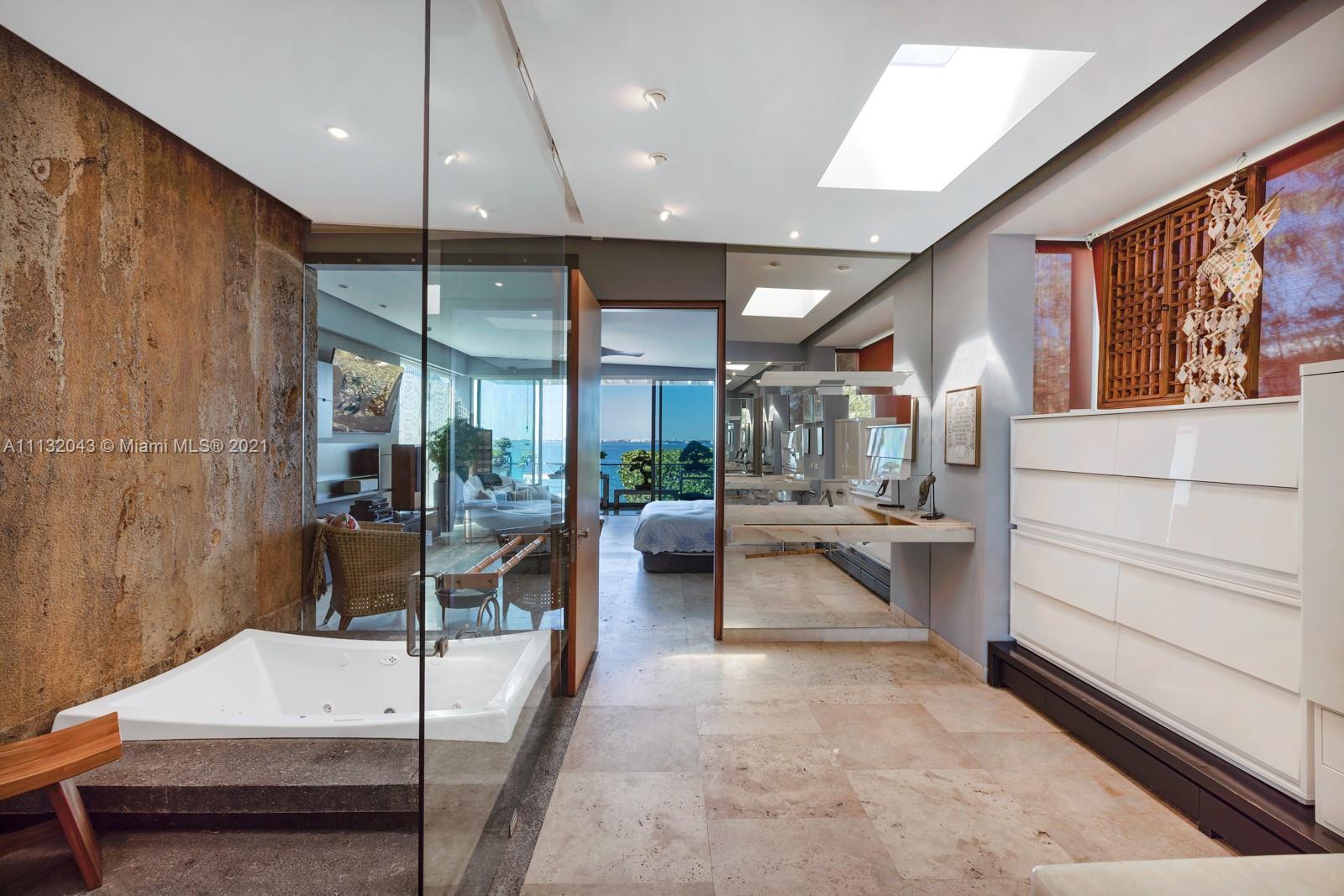 TROPICAL ISLE HOMES SUB 4 - Residential