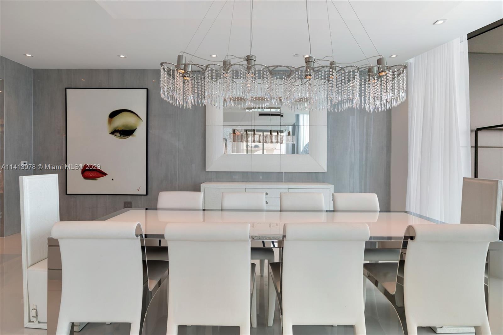 JADE BEACH - Residential