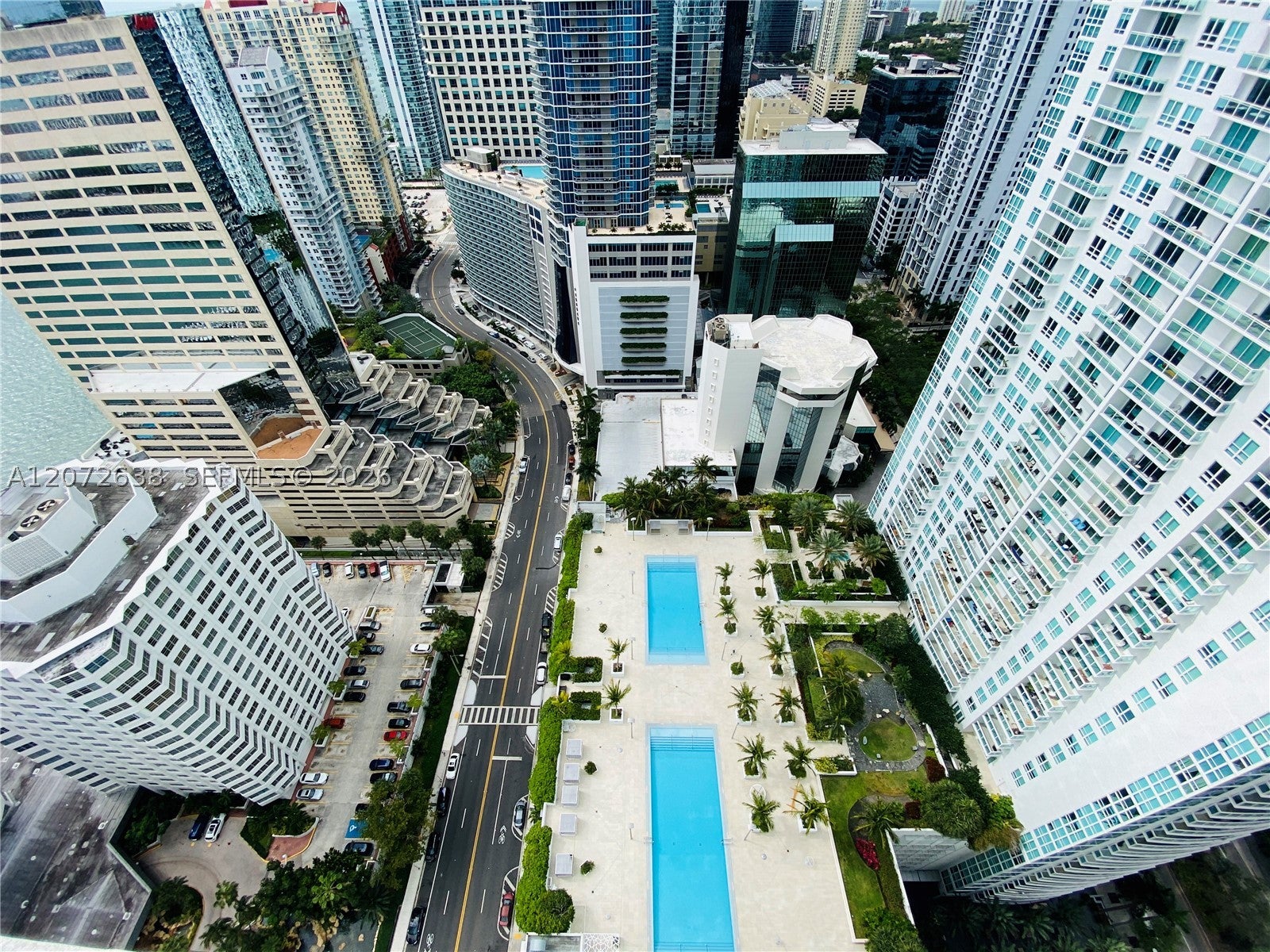 950 Brickell Bay Dr 3709