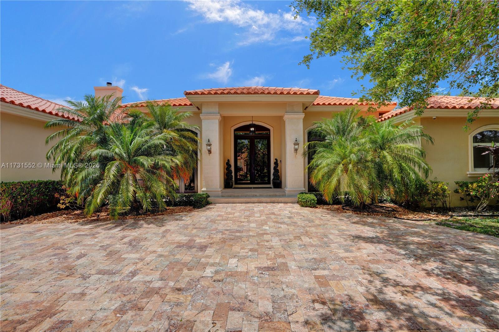 Property for Sale at 15210 Sw 74th Ct, Palmetto Bay, Miami-Dade County, Florida - Bedrooms: 5 
Bathrooms: 5  - $1,900,900