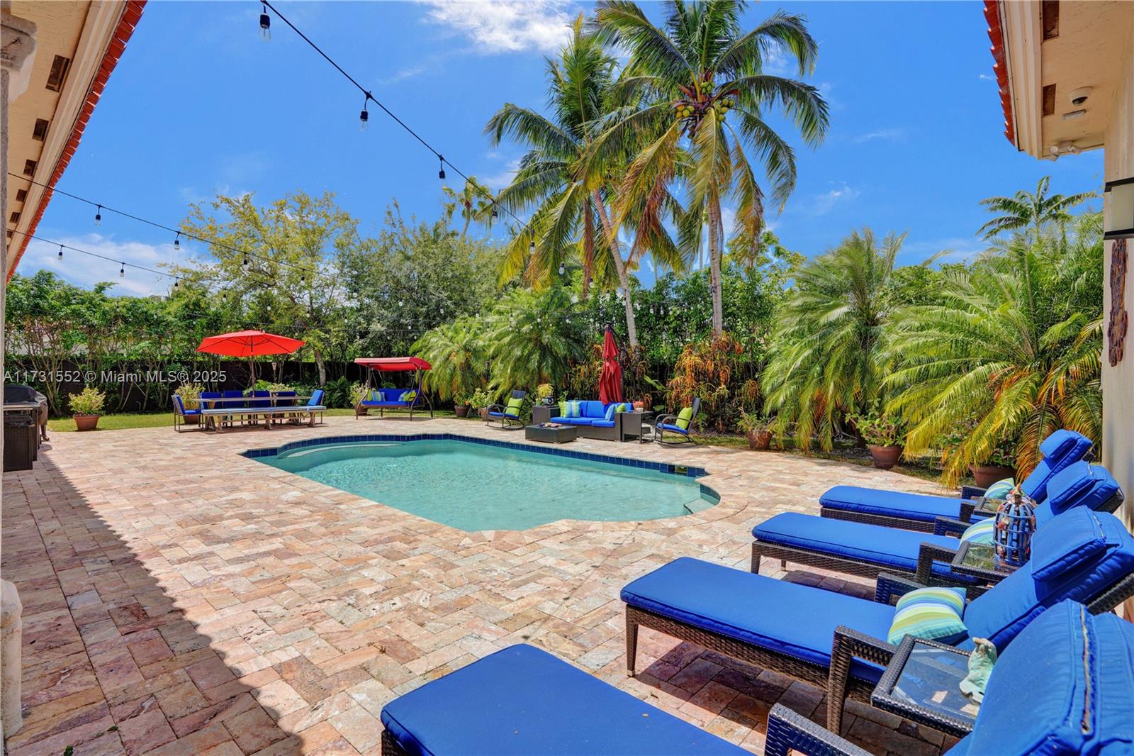 Coral Cay - Residential