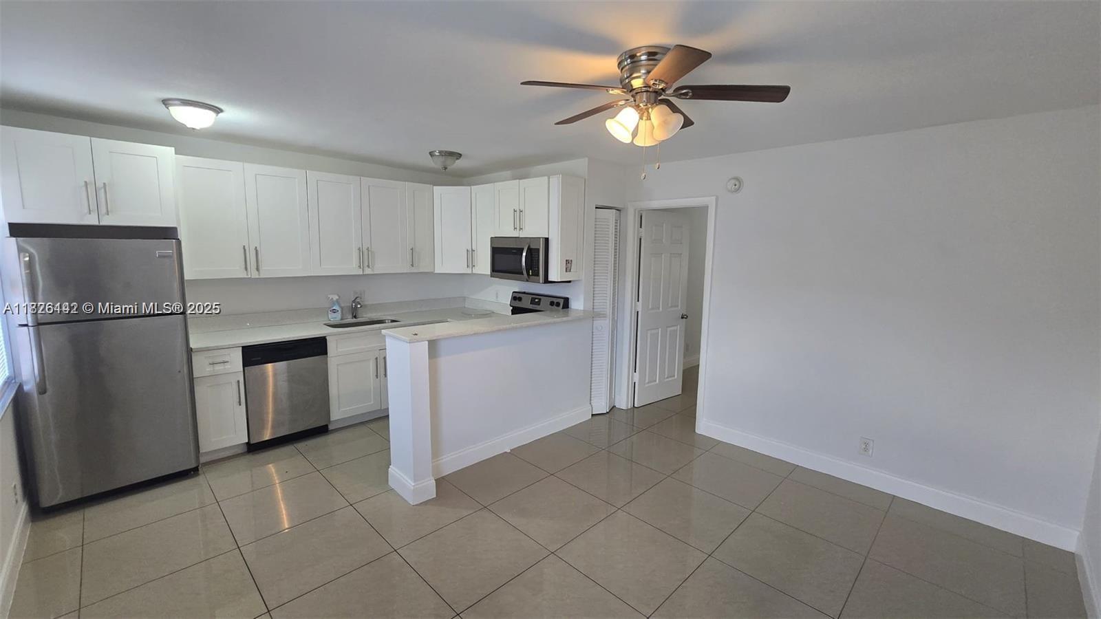 101 NE 41st St D62
