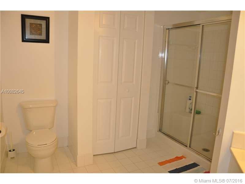 PORTO BELLAGIO CONDO - Residential Lease