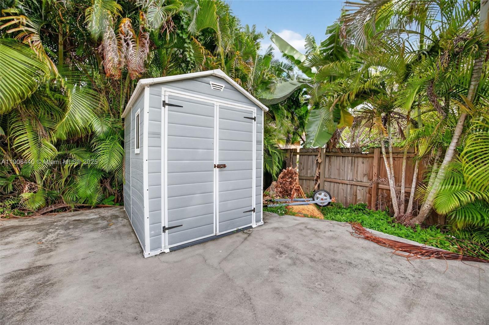 TOWN OF FLA CITY - Residential