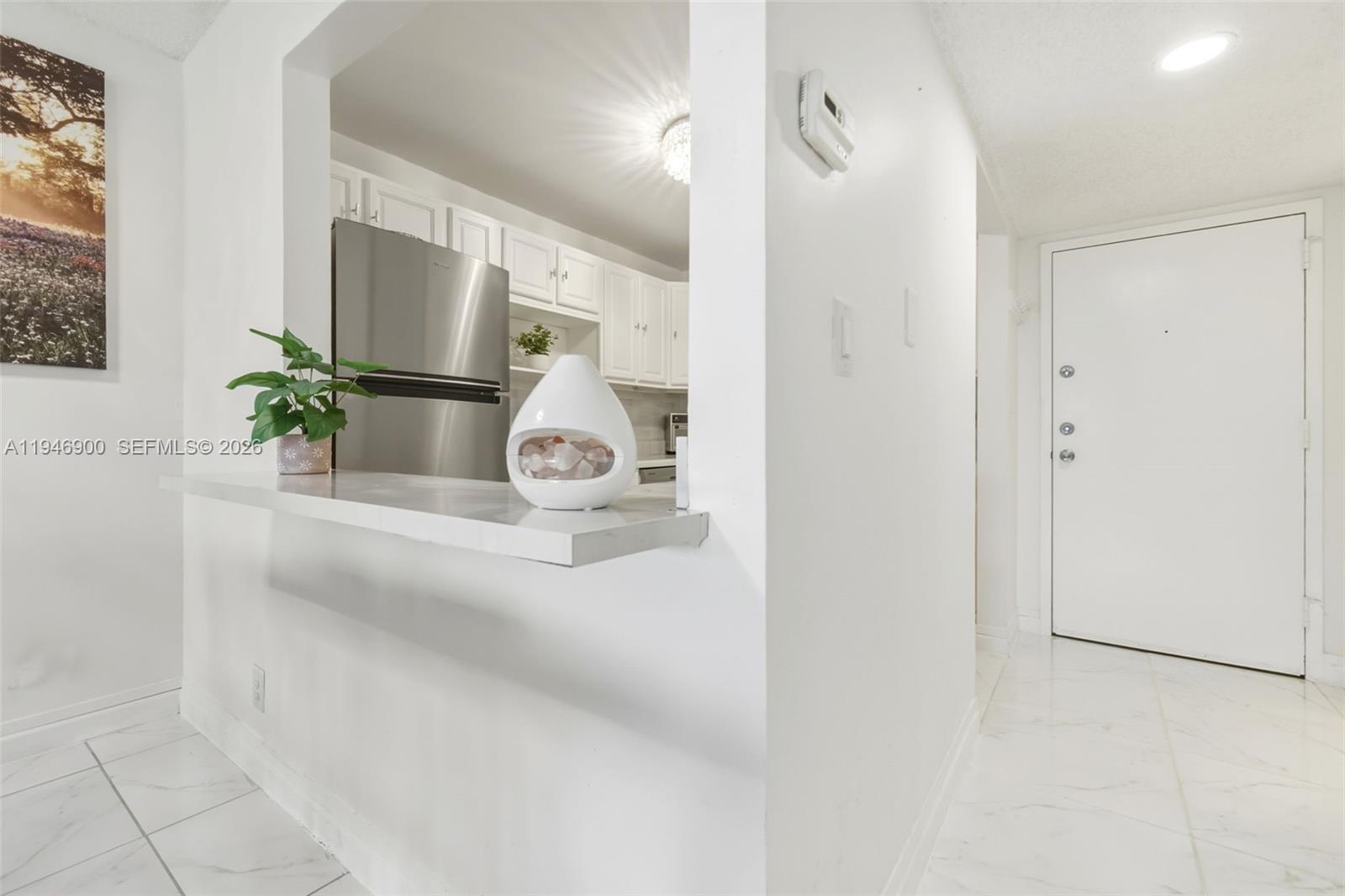 BUILDING ONE OF RACQUET C - Residential