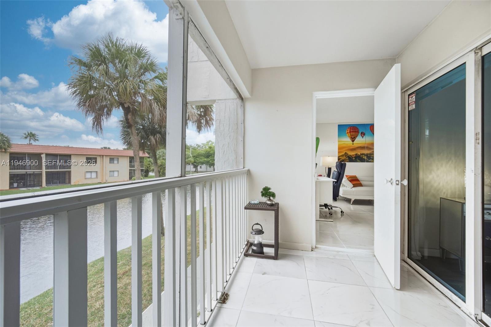 BUILDING ONE OF RACQUET C - Residential