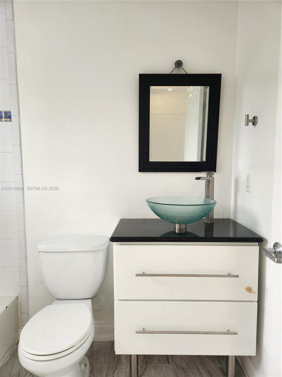 CUTLER CREEK POINT - Residential Lease