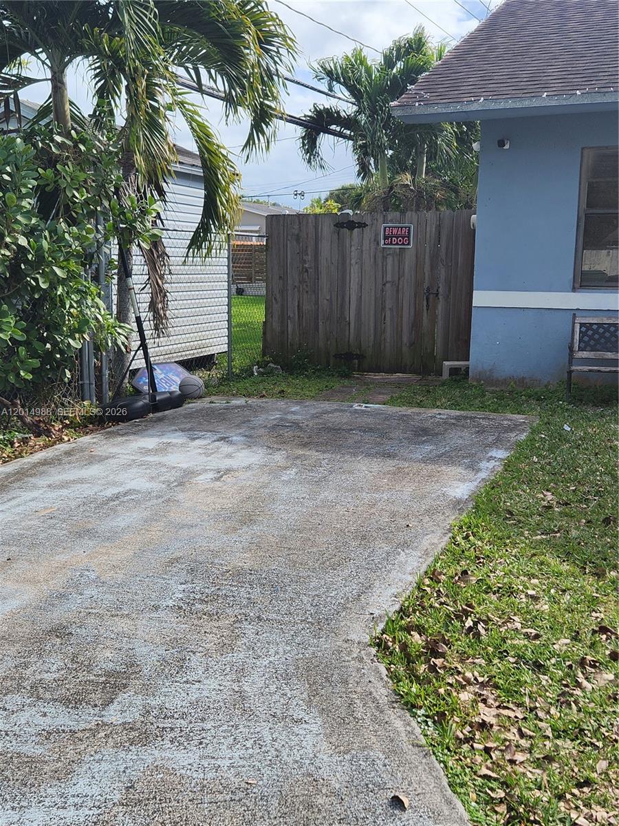 CUTLER CREEK POINT - Residential Lease