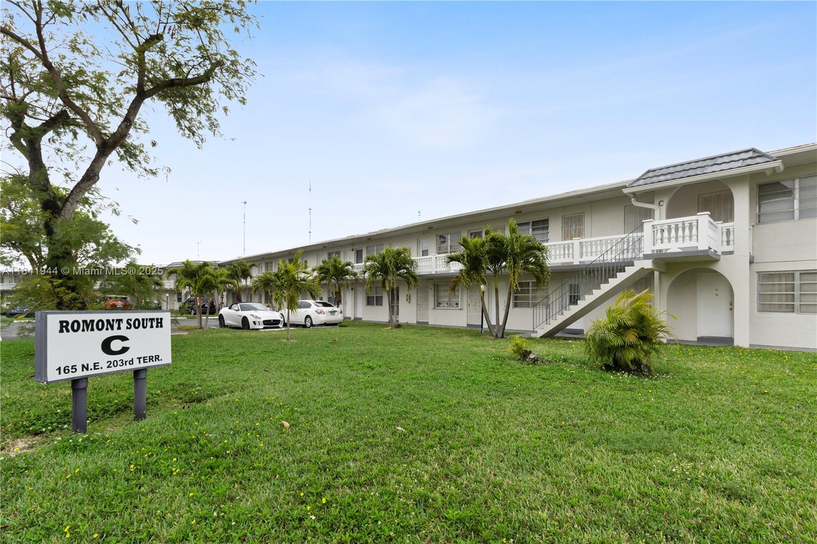 RO-MONT SOUTH CONDO C - Residential