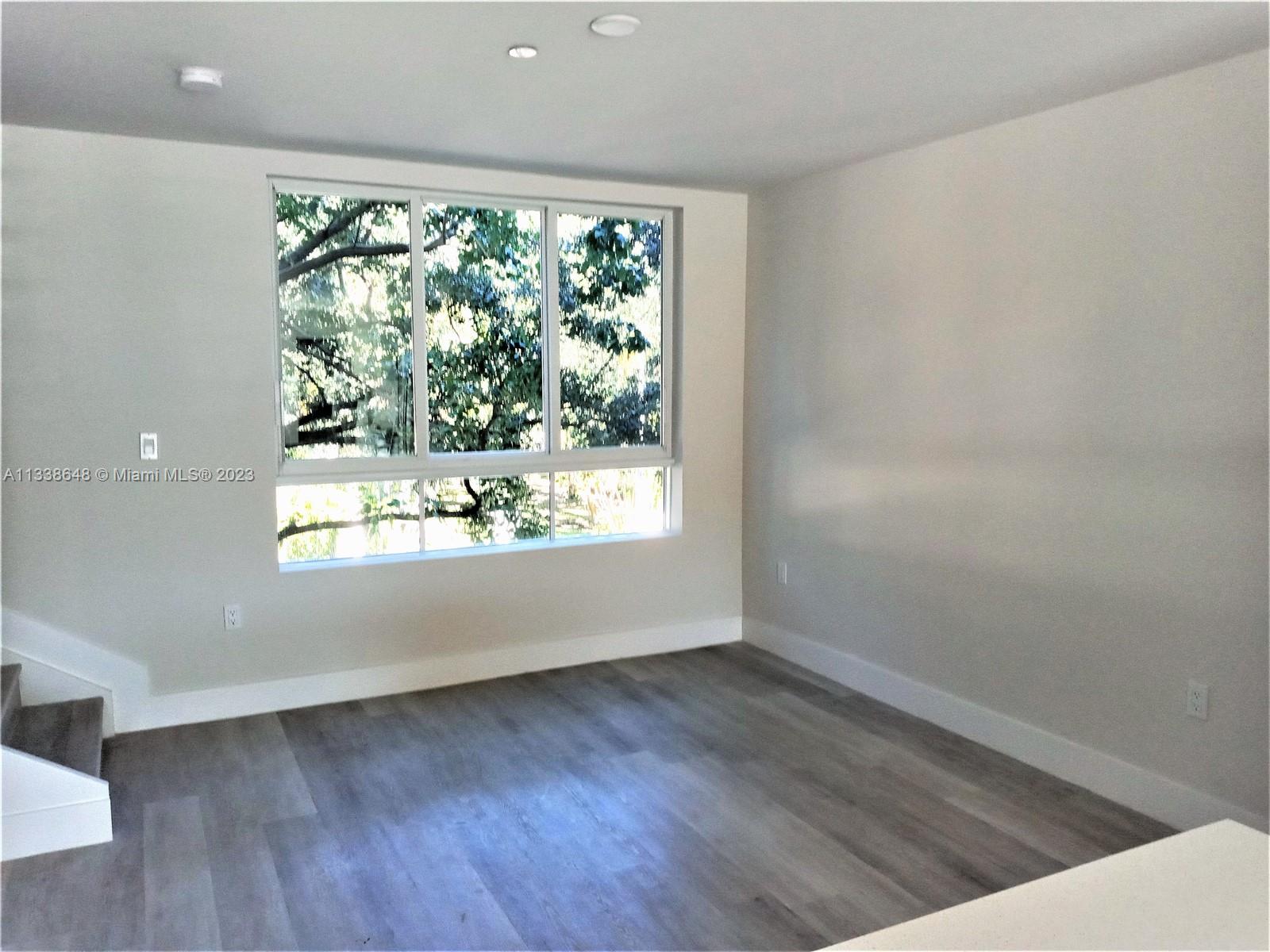 AVENTURA VILLAGE - Residential Lease