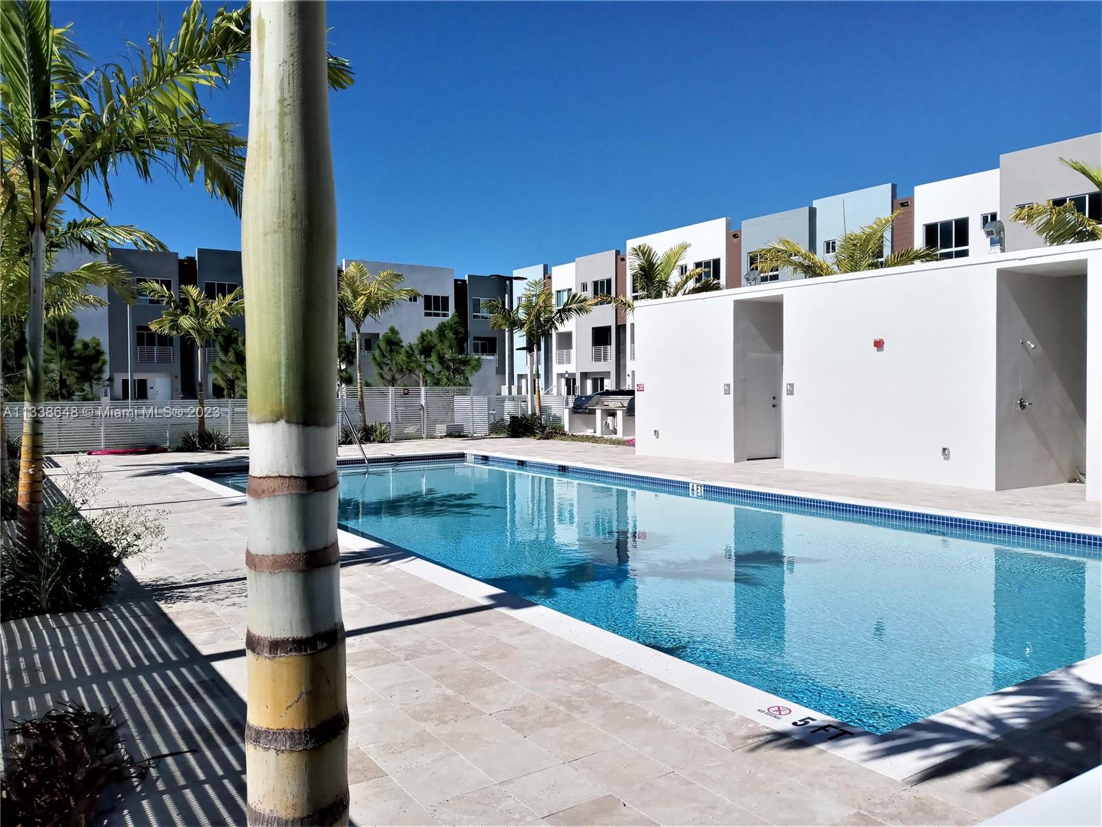 AVENTURA VILLAGE - Residential Lease