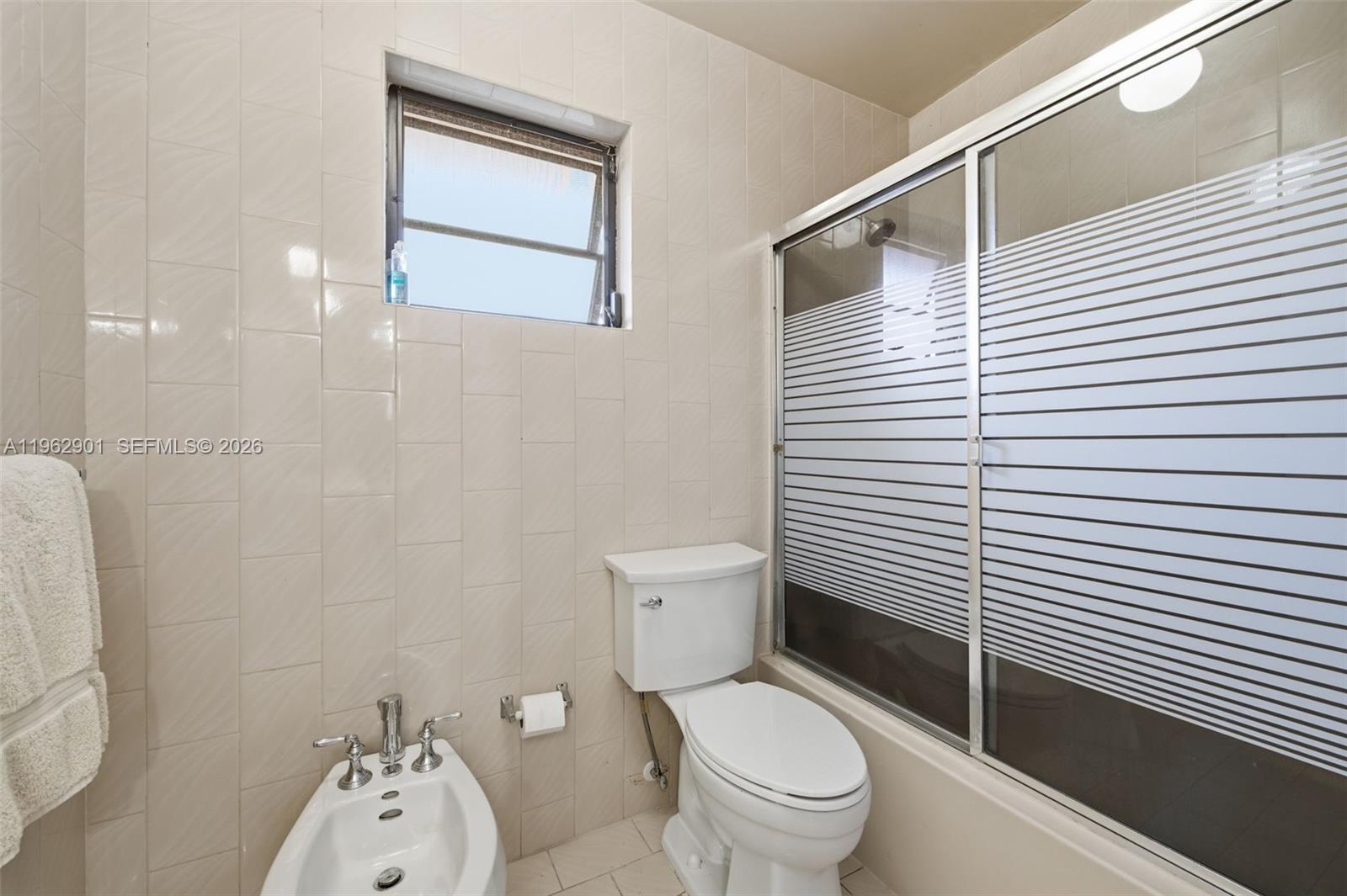 ALTOS DEL MAR NO 5 - Residential