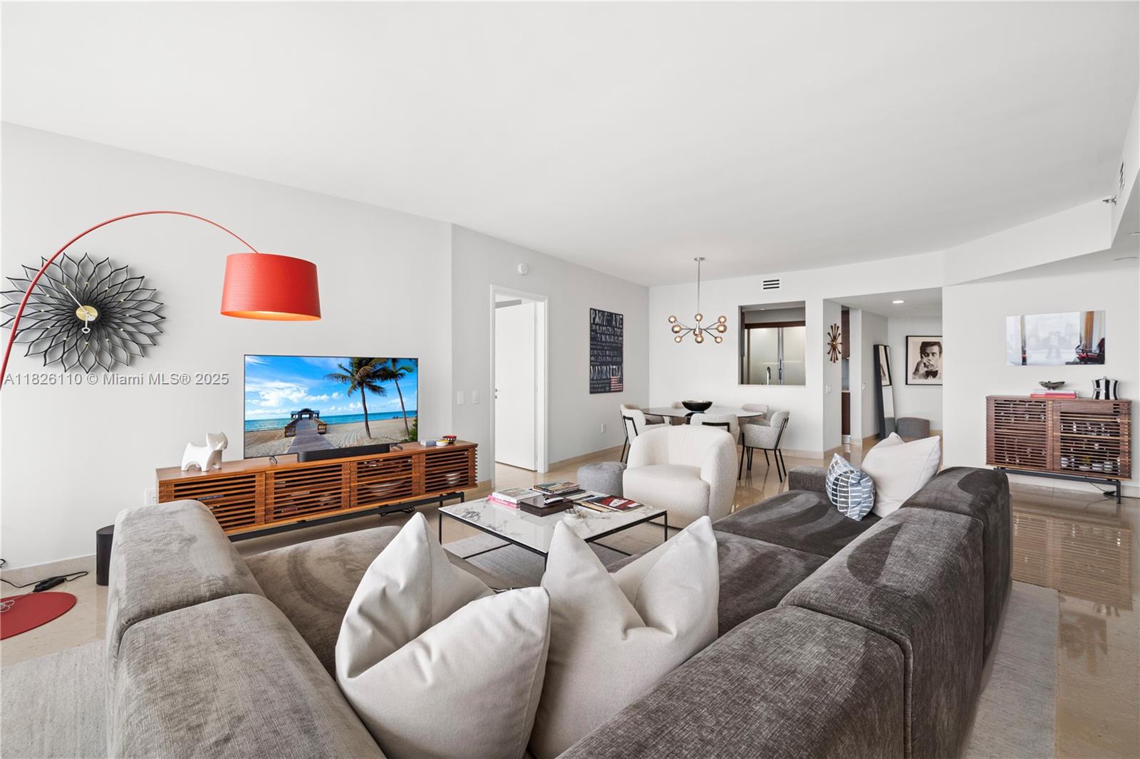 ICON CONDO - Residential