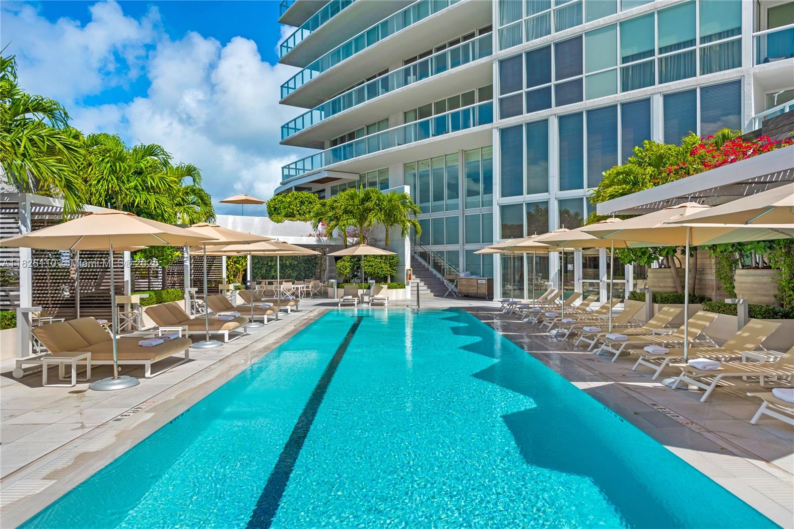 ICON CONDO - Residential