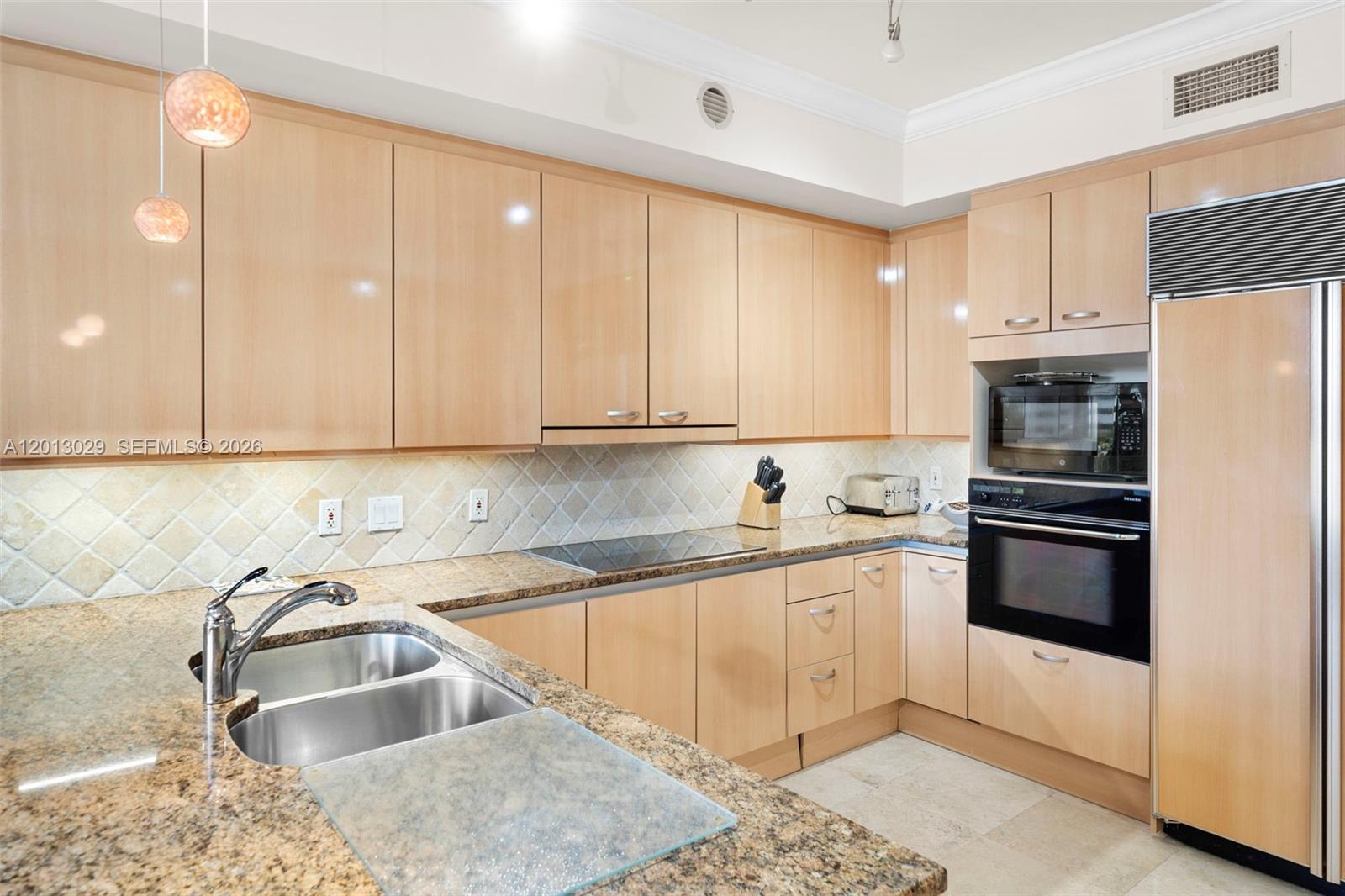 OCEAN TOWER TWO CONDO - Residential Lease