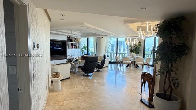 2000 Island Blvd 1404
