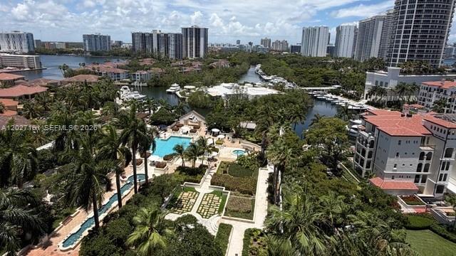 2000 Island Blvd 1404