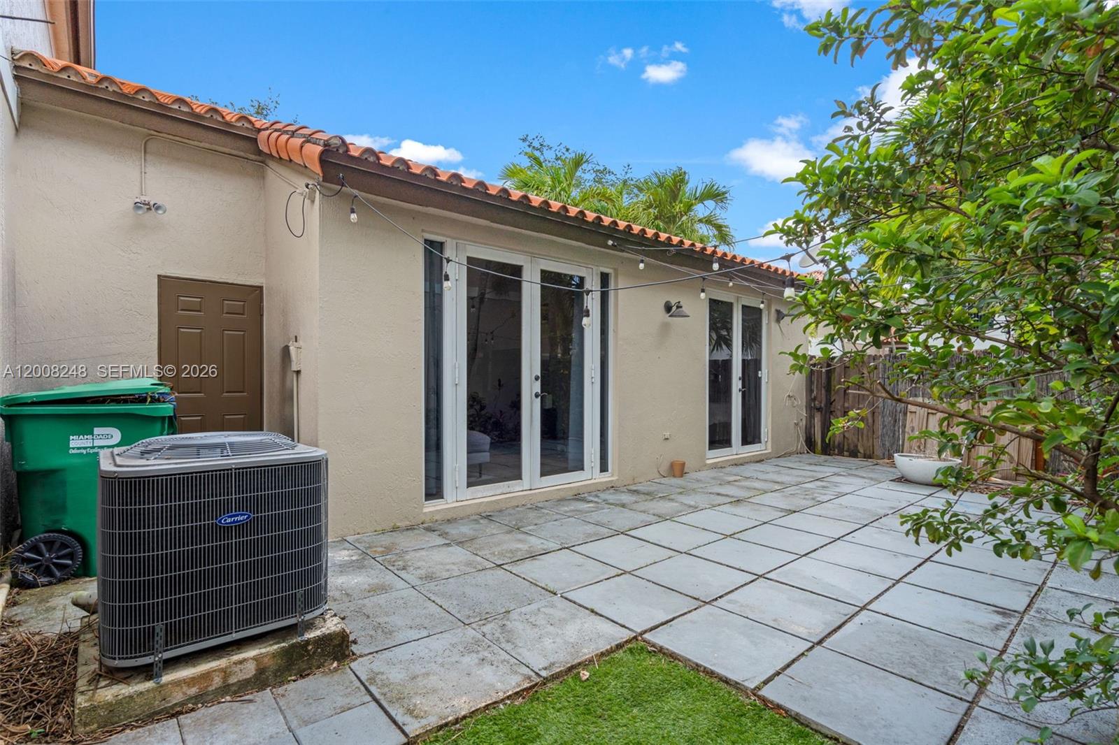 ANCHORAGE AT MIAMI LAKES - Residential