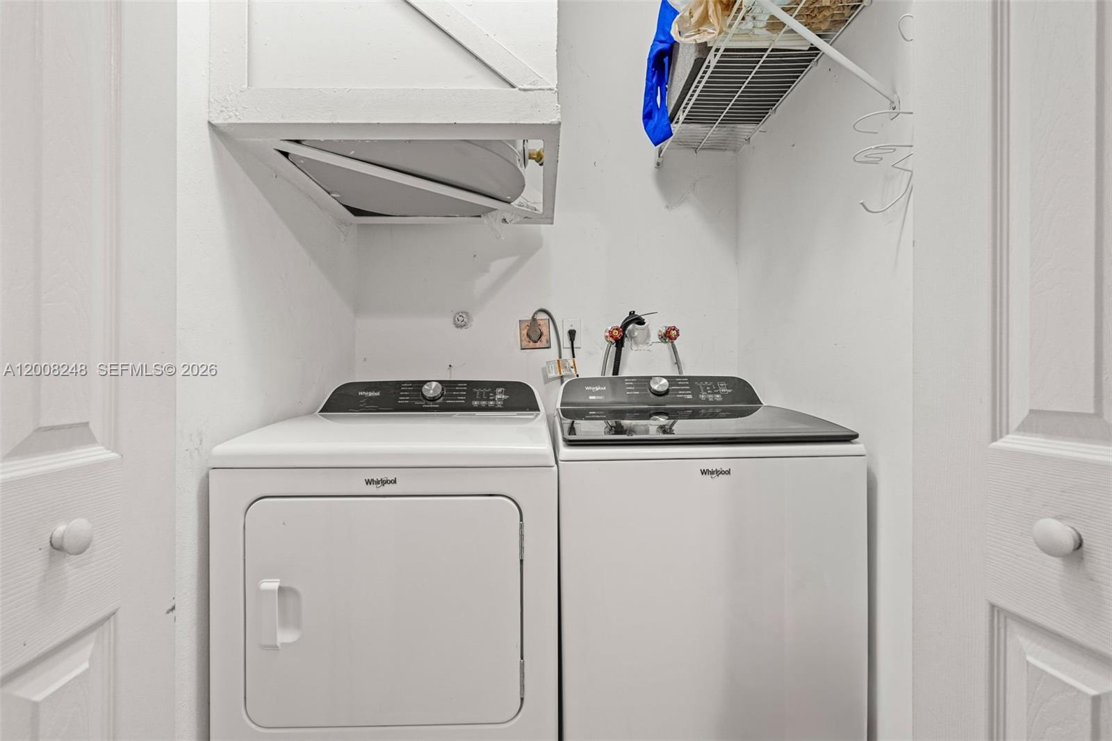 ANCHORAGE AT MIAMI LAKES - Residential