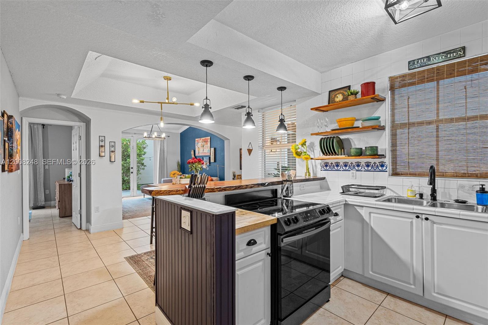 ANCHORAGE AT MIAMI LAKES - Residential
