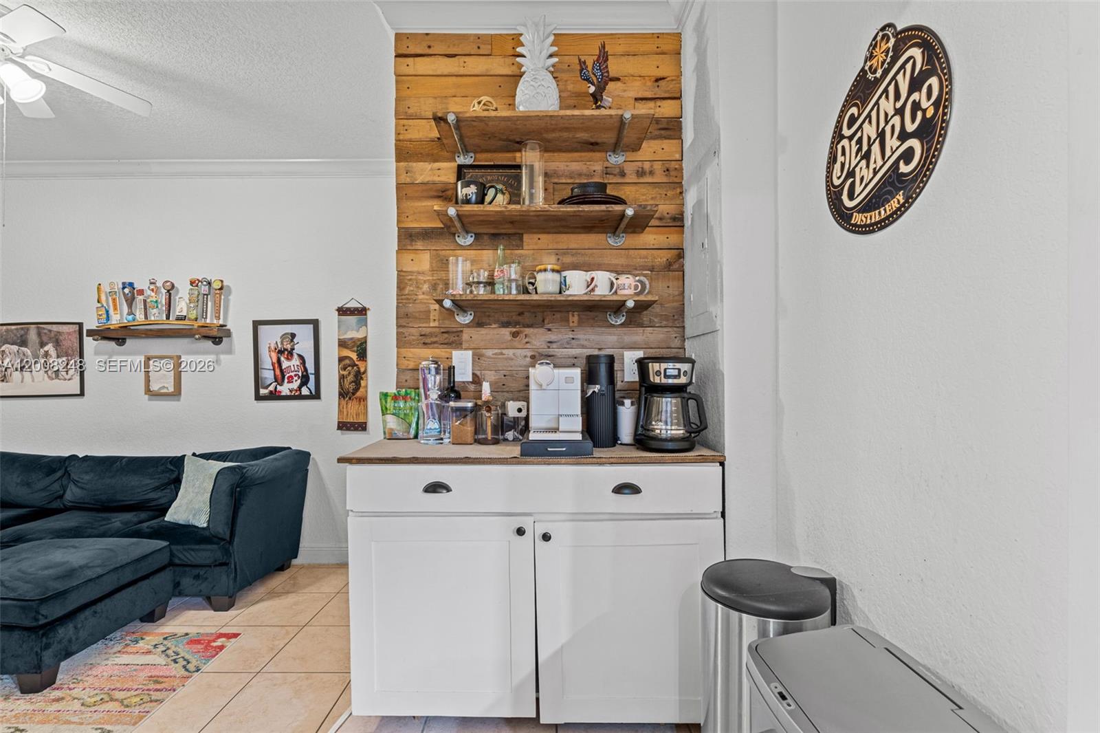 ANCHORAGE AT MIAMI LAKES - Residential
