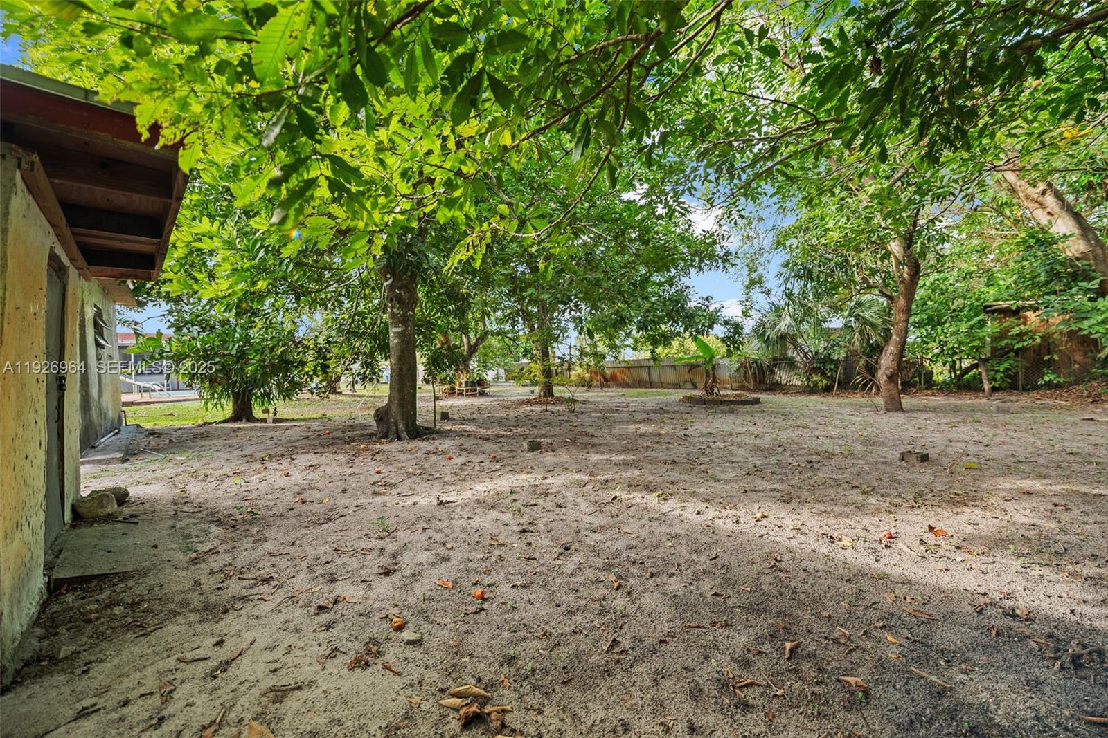 SUNNY ISLES INLAND - Residential