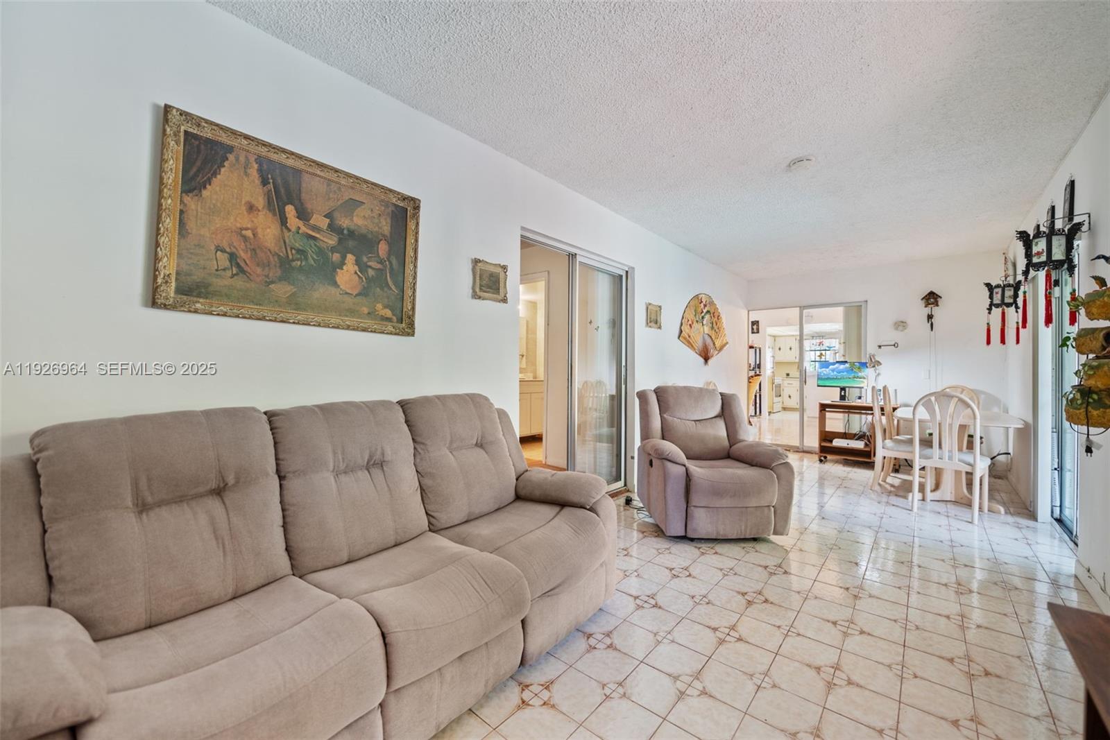 SUNNY ISLES INLAND - Residential