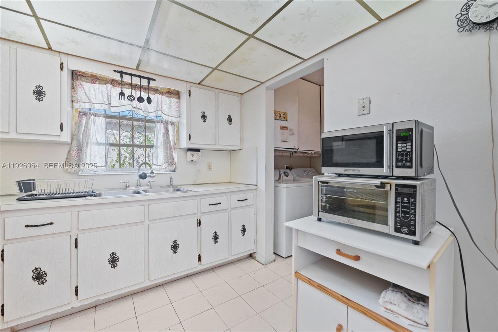 SUNNY ISLES INLAND - Residential