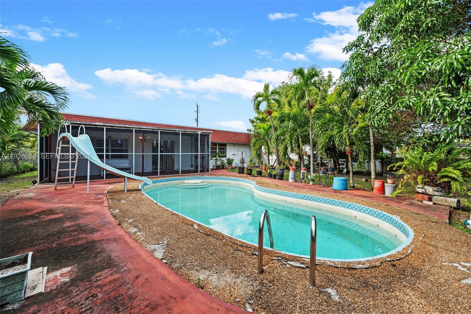 SUNNY ISLES INLAND - Residential